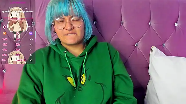 lucky-leah online show from 02-28-25, 09:47