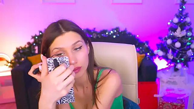 MollyPerry online show from 12-11-24, 04:09