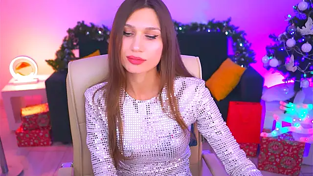 MollyPerry online show from 12-23-24, 04:06