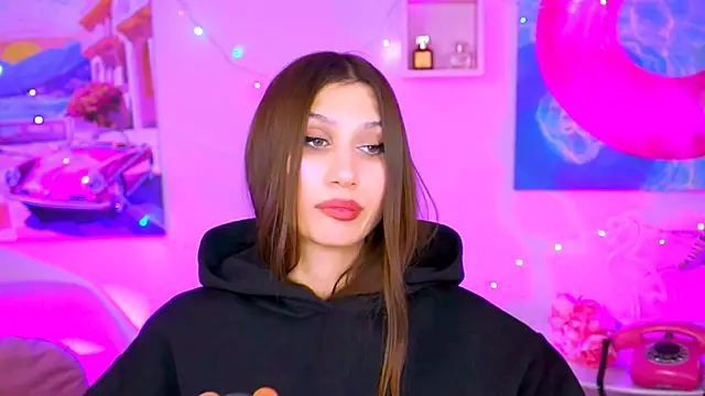 MollyPerry online show from 12-25-24, 10:16