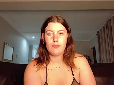 C1eopatra online show from 03-07-26, 07:55