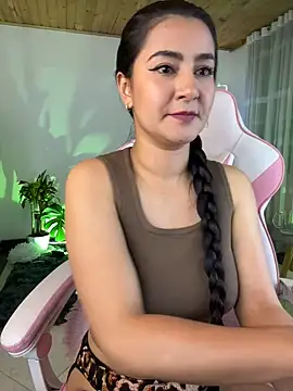 Snapshot of Violetta_kim1 chatting on 12-03-24, 01:41 Violetta kim1 online show from 12-03-24, 01:41