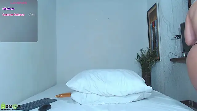 Snapshot of yinetford chatting on 03-15-25, 12:02 yinetford online show from 03-15-25, 12:02