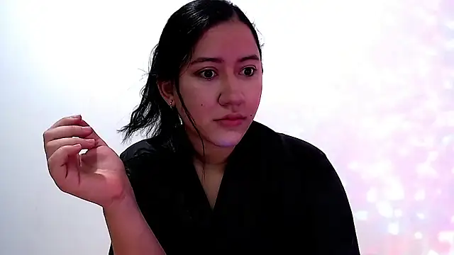 LuciaTomson online show from 02-04-26, 02:45