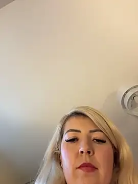 xxcurvyjessiexx online show from 11-15-25, 02:35