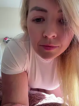 xxcurvyjessiexx online show from 04-06-26, 02:40