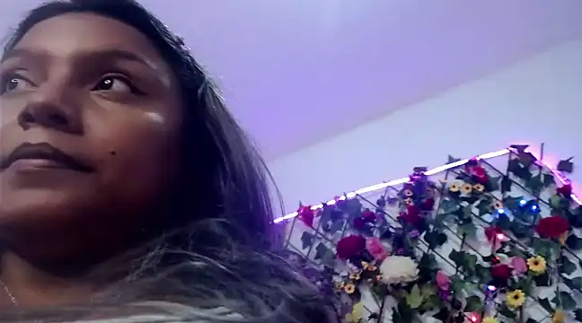 Snapshot of sexysusan4you chatting on 01-11-25, 10:18 sexysusan4you online show from 01-11-25, 10:18