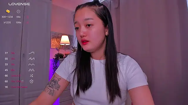 Snapshot of FreyaRaya chatting on 01-17-25, 10:22 FreyaRaya online show from 01-17-25, 10:22