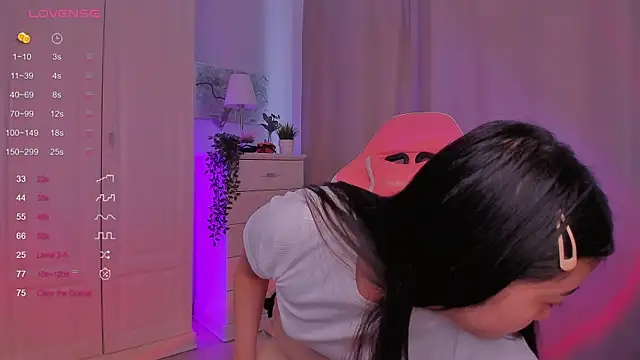 Snapshot of FreyaRaya chatting on 01-29-25, 09:12 FreyaRaya online show from 01-29-25, 09:12