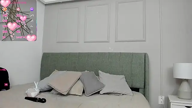 Snapshot of Sussanewolf chatting on 02-20-26, 12:16 Sussanewolf online show from 02-20-26, 12:16