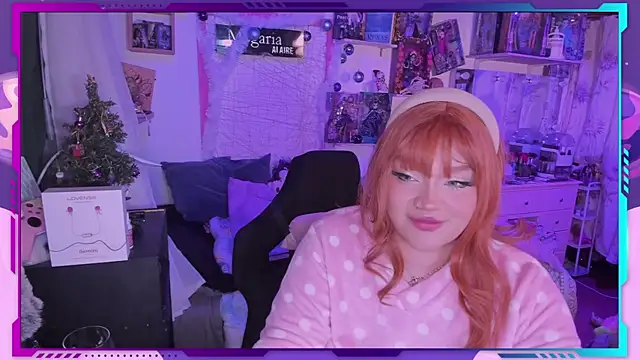 Snapshot of MegariaB chatting on 12-25-24, 03:50 MegariaB online show from 12-25-24, 03:50