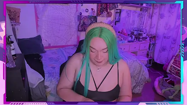 Snapshot of MegariaB chatting on 12-28-24, 03:58 MegariaB online show from 12-28-24, 03:58