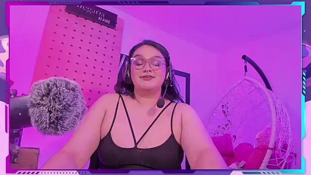 MegariaB online show from 07-14-26, 02:38