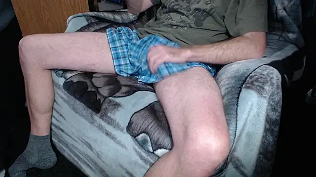 Snapshot of froy4986 chatting on 12-29-24, 12:55 froy4986 online show from 12-29-24, 12:55