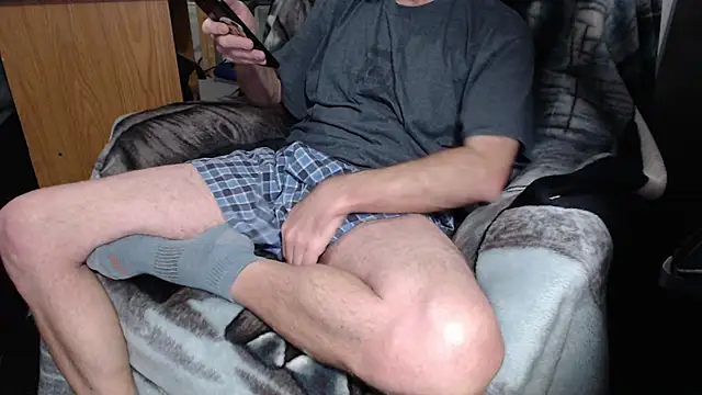 Snapshot of froy4986 chatting on 12-30-24, 12:52 froy4986 online show from 12-30-24, 12:52