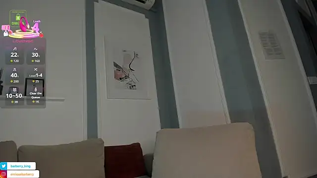 Snapshot of EnriqueBarberry chatting on 09-20-25, 05:41 EnriqueBarberry online show from 09-20-25, 05:41