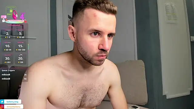 Snapshot of EnriqueBarberry chatting on 09-21-25, 05:31 EnriqueBarberry online show from 09-21-25, 05:31