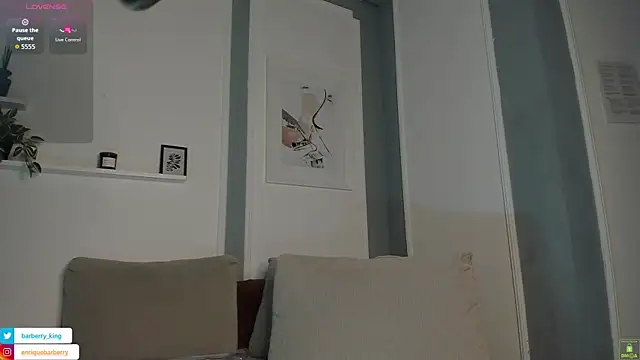 Snapshot of EnriqueBarberry chatting on 11-16-25, 06:30 EnriqueBarberry online show from 11-16-25, 06:30