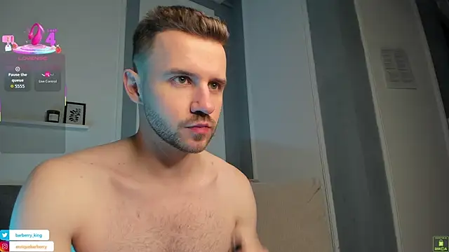 Snapshot of EnriqueBarberry chatting on 11-29-25, 06:38 EnriqueBarberry online show from 11-29-25, 06:38