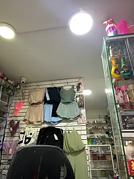 Snapshot of Susi_bell chatting on 03-05-25, 08:53 Susi bell online show from 03-05-25, 08:53