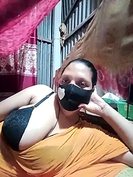 Snapshot of Depte- chatting on 04-18-26, 01:26 Depte- online show from 04-18-26, 01:26