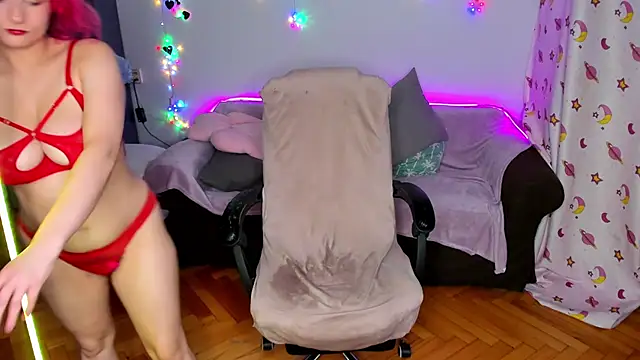 Snapshot of Evelyn_Harper@xh chatting on 11-07-25, 12:21 Evelyn Harperxh online show from 11-07-25, 12:21