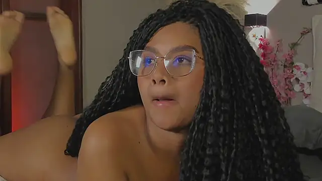 nayah   online show from 02-13-25, 10:43