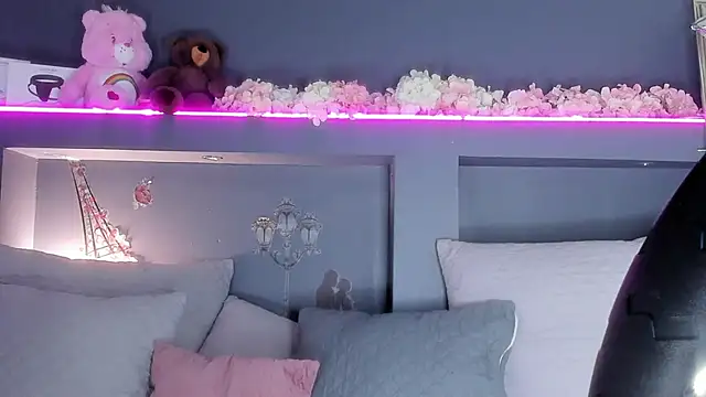 rosemonrooe online show from 02-04-25, 01:59