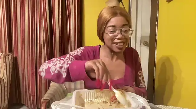 MommyConfident online show from 01-12-25, 04:10