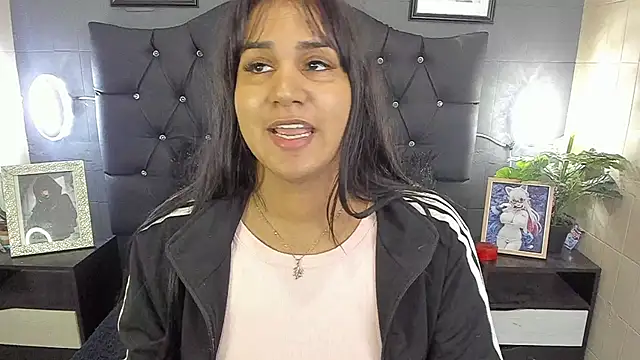 Snapshot of Kagome01 chatting on 02-22-25, 12:51 Kagome01 online show from 02-22-25, 12:51