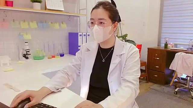 Snapshot of Alisa_Hotfeeling chatting on 02-25-25, 02:25 Alisa Hotfeeling online show from 02-25-25, 02:25