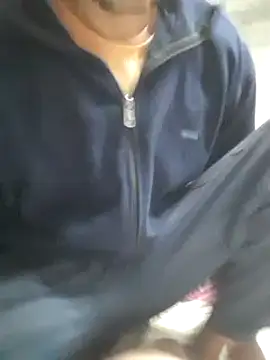 Snapshot of Burhade-- chatting on 12-28-24, 09:30 Burhade-- online show from 12-28-24, 09:30