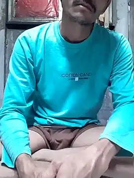 Snapshot of Burhade-- chatting on 09-24-25, 10:35 Burhade-- online show from 09-24-25, 10:35