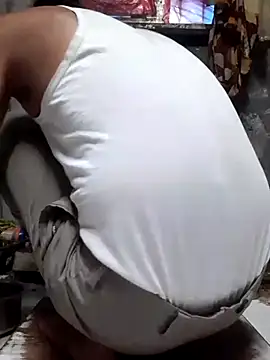 Snapshot of Burhade-- chatting on 10-04-25, 12:52 Burhade-- online show from 10-04-25, 12:52