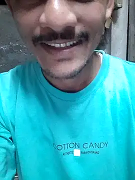 Snapshot of Burhade-- chatting on 10-18-25, 03:13 Burhade-- online show from 10-18-25, 03:13