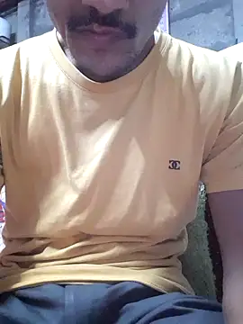 Snapshot of Burhade-- chatting on 11-27-25, 02:52 Burhade-- online show from 11-27-25, 02:52