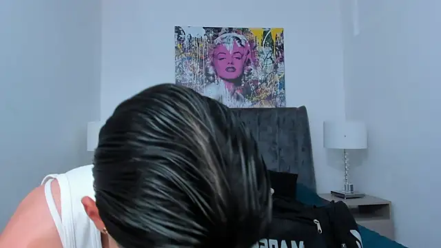 Snapshot of AmberAdams_ chatting on 12-04-24, 01:20 AmberAdams online show from 12-04-24, 01:20