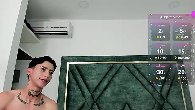 Snapshot of AmberAdams_ chatting on 02-03-25, 04:20 AmberAdams online show from 02-03-25, 04:20