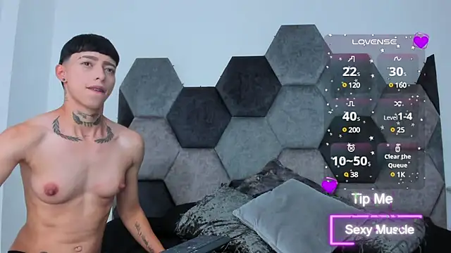 Snapshot of AmberAdams_ chatting on 02-23-25, 01:53 AmberAdams online show from 02-23-25, 01:53