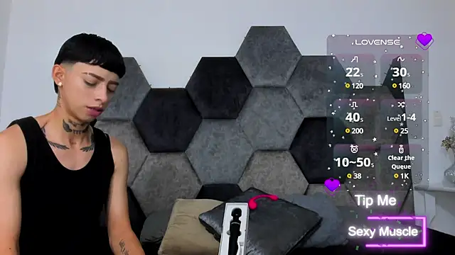 Snapshot of AmberAdams_ chatting on 03-03-25, 02:04 AmberAdams online show from 03-03-25, 02:04