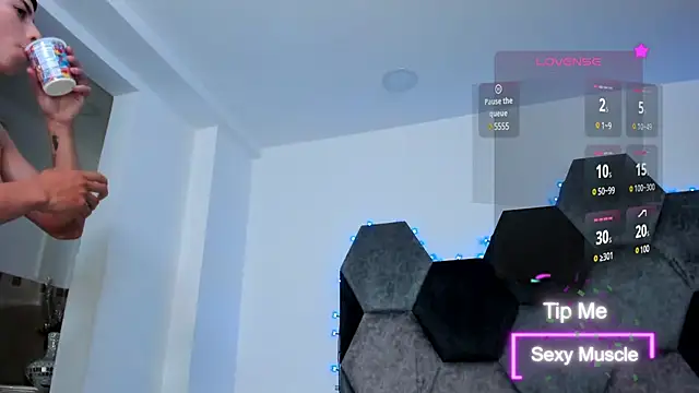 Snapshot of AmberAdams_ chatting on 03-13-25, 04:23 AmberAdams online show from 03-13-25, 04:23