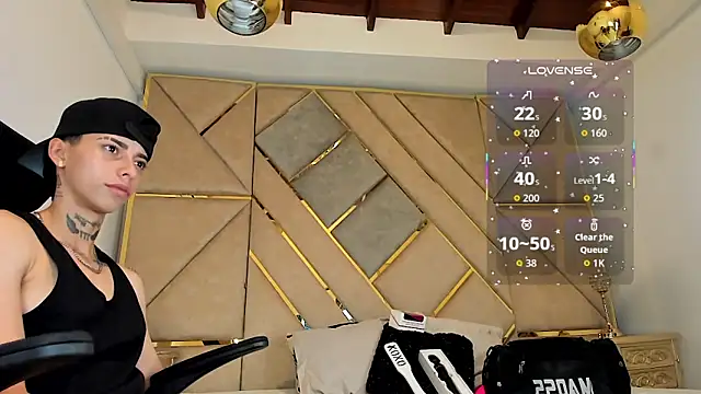 Snapshot of AmberAdams_ chatting on 09-28-25, 09:09 AmberAdams online show from 09-28-25, 09:09