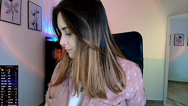 miss seline online show from 11-22-25, 10:53