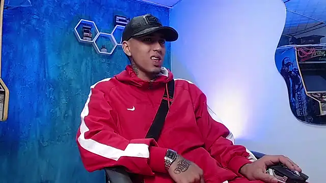 Snapshot of Liam_lee chatting on 12-09-24, 12:51 Liam lee online show from 12-09-24, 12:51