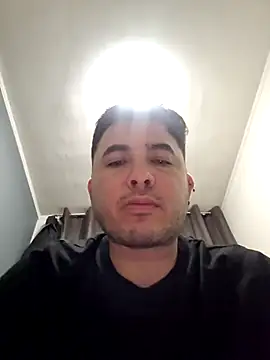 Snapshot of Victorjose3030 chatting on 10-09-25, 02:20 Victorjose3030 online show from 10-09-25, 02:20