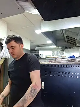 Snapshot of Victorjose3030 chatting on 10-30-25, 07:47 Victorjose3030 online show from 10-30-25, 07:47