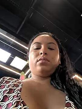 Snapshot of Francesca_ferrari chatting on 01-31-25, 09:26 Francesca ferrari online show from 01-31-25, 09:26