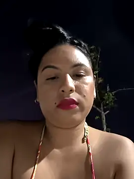 Snapshot of Francesca_ferrari chatting on 03-01-25, 11:47 Francesca ferrari online show from 03-01-25, 11:47