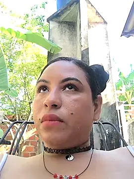 Snapshot of Francesca_ferrari chatting on 11-13-25, 07:57 Francesca ferrari online show from 11-13-25, 07:57