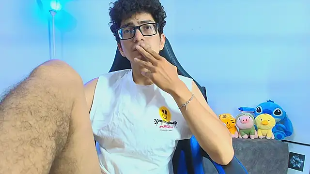 Snapshot of TylerWhite_ chatting on 09-30-25, 05:12 TylerWhite online show from 09-30-25, 05:12